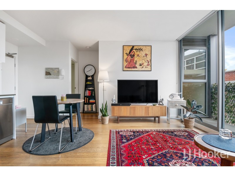 208/12 Trenerry Crescent, Abbotsford VIC 3067