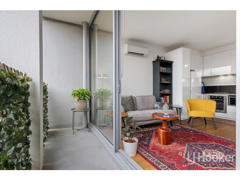 208/12 Trenerry Crescent, Abbotsford VIC 3067