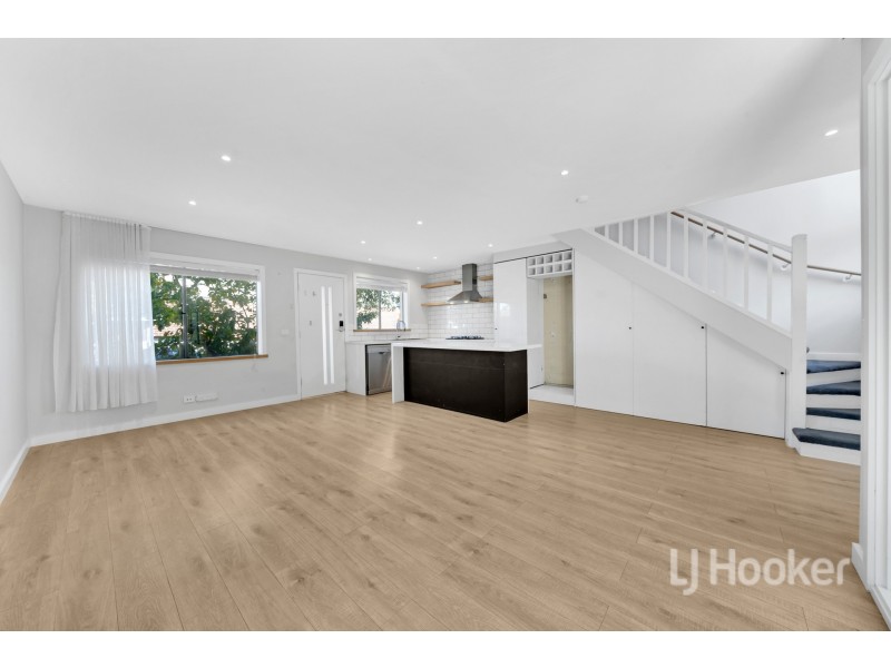 1/73 Atkinson Street, Chadstone VIC 3148