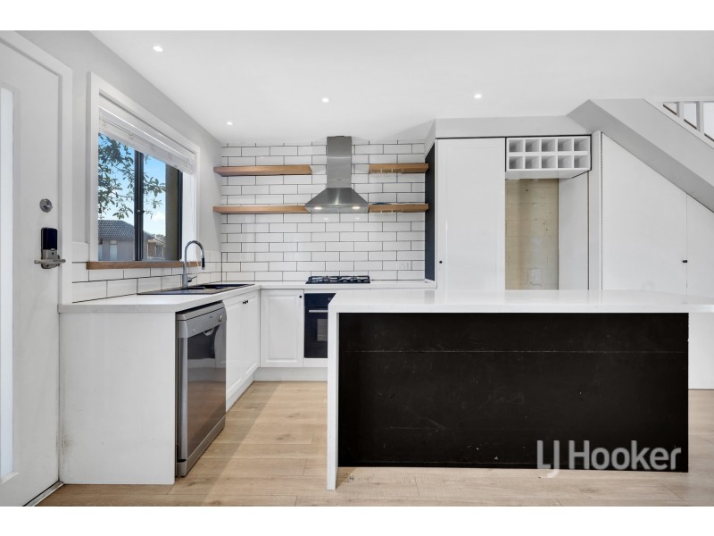 1/73 Atkinson Street, Chadstone VIC 3148