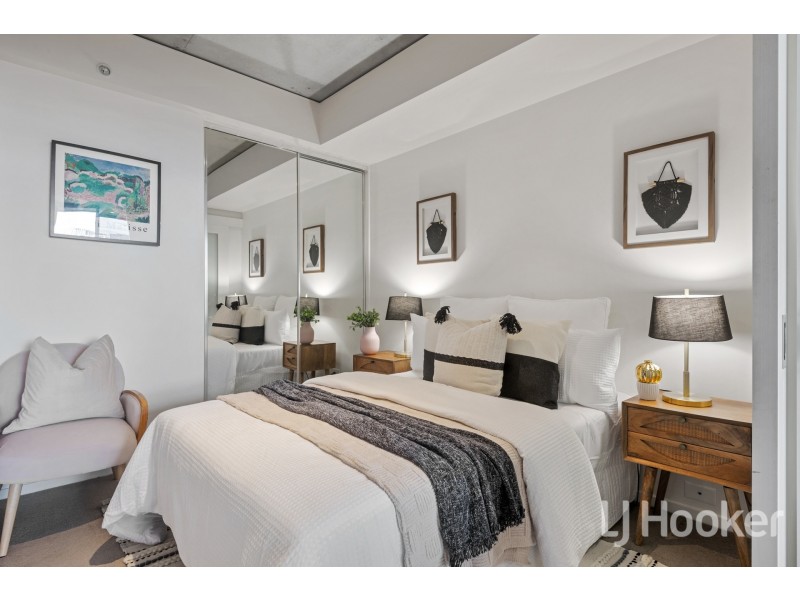 715/17 Singers Lane, Melbourne VIC 3000