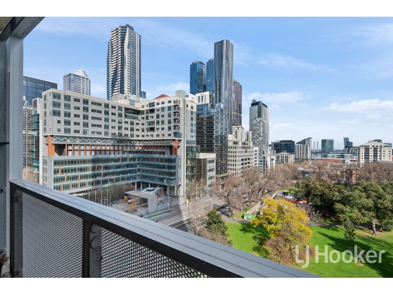 715/17 Singers Lane, Melbourne VIC 3000