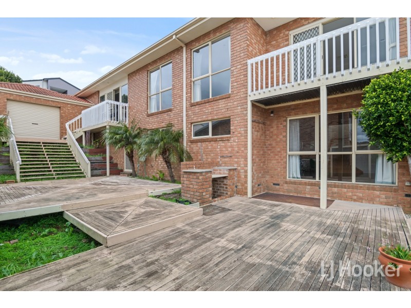 13 Balfour Court, Berwick VIC 3806