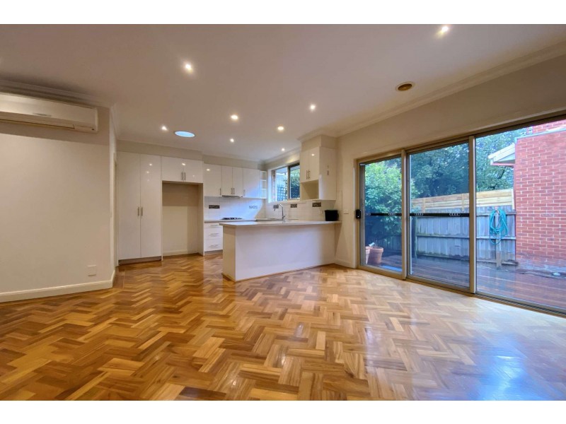 3/4 Lee Avenue, Mount Waverley VIC 3149