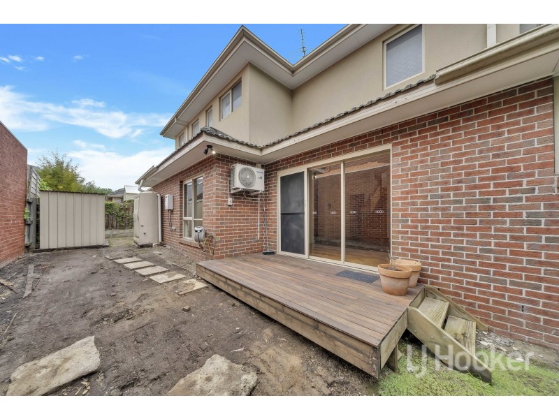3/4 Lee Avenue, Mount Waverley VIC 3149