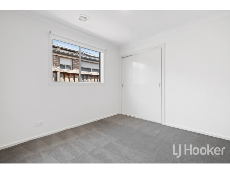 8 Boswell Place, Truganina VIC 3029