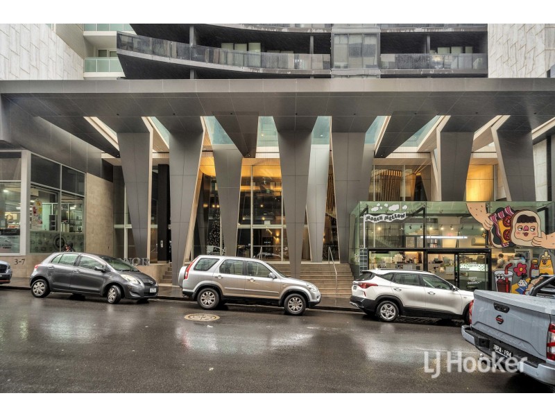 1515/7 Claremont Street, South Yarra VIC 3141