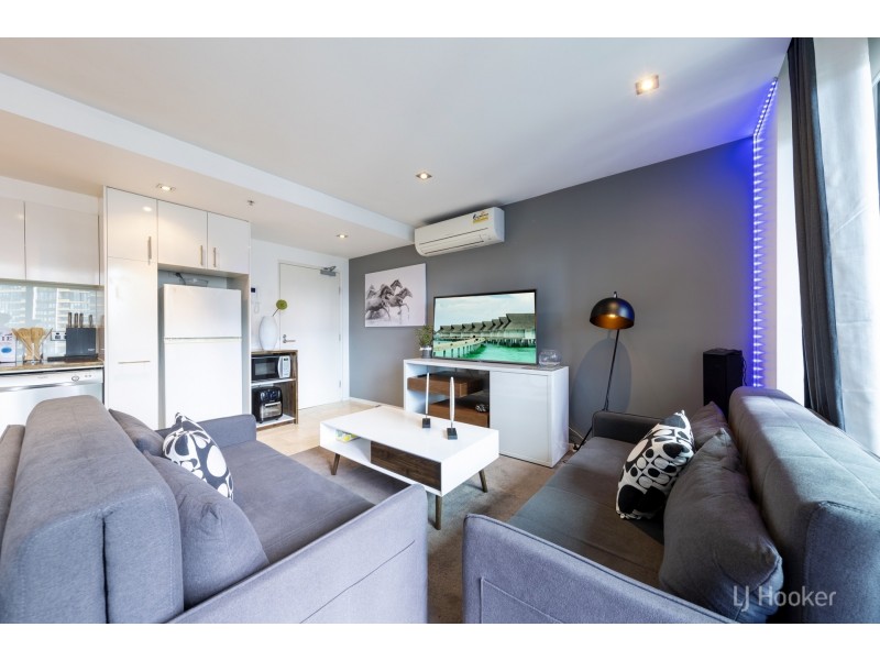 1707/8 Downie Street, Melbourne VIC 3000