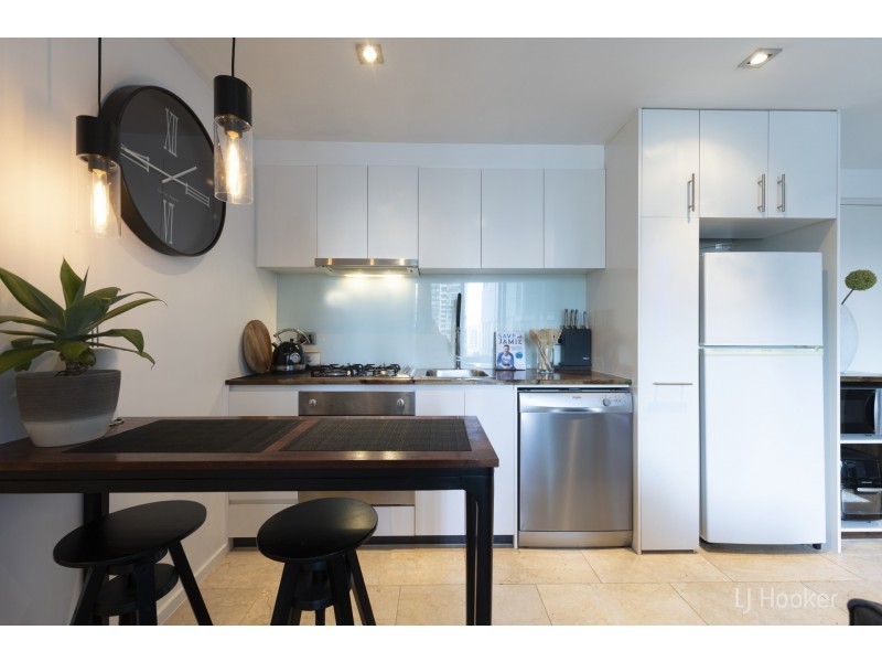 1707/8 Downie Street, Melbourne VIC 3000