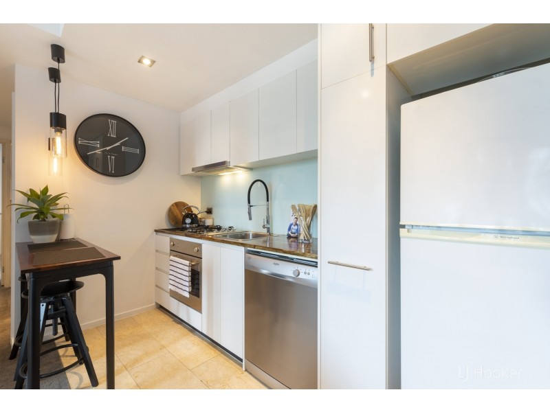 1707/8 Downie Street, Melbourne VIC 3000