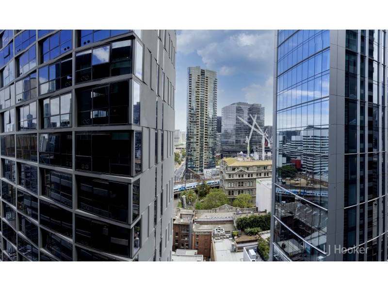 1707/8 Downie Street, Melbourne VIC 3000