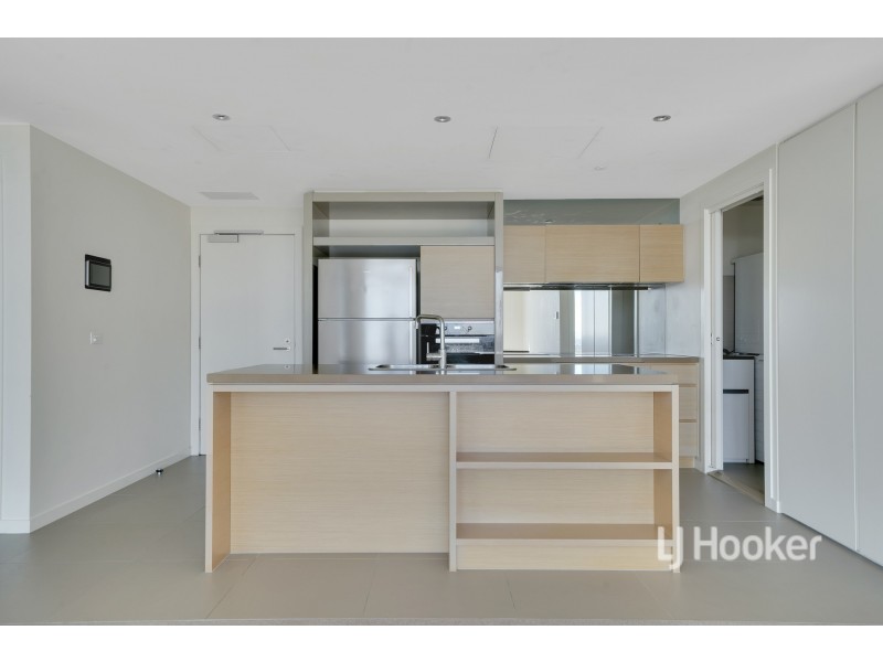 2404/9 Waterside Place, Docklands VIC 3008