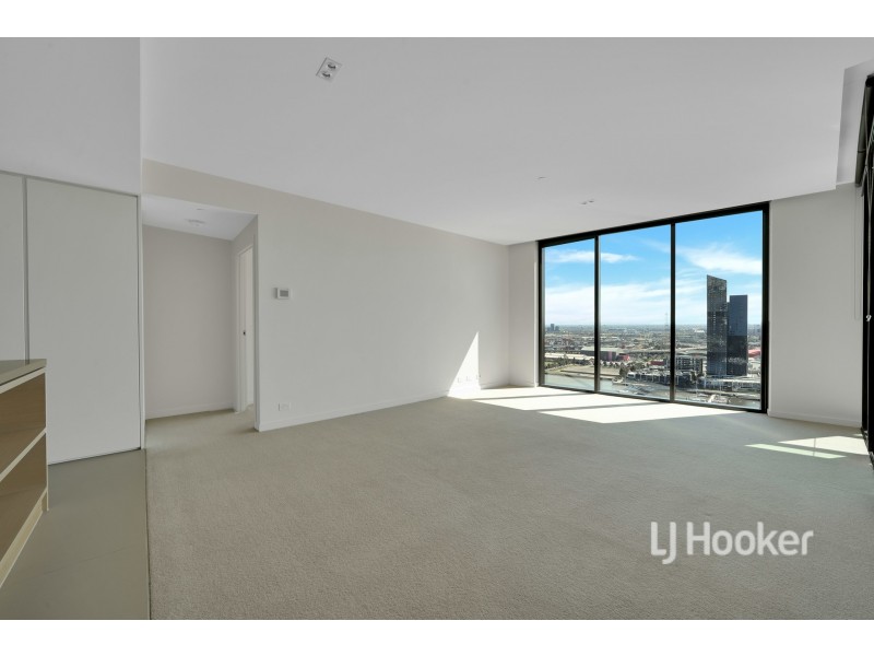 2404/9 Waterside Place, Docklands VIC 3008