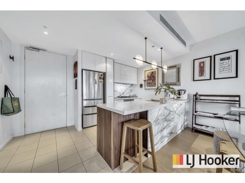 720/55 Queens Road, Melbourne VIC 3004
