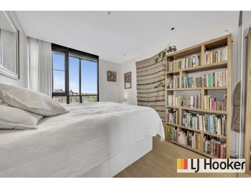 720/55 Queens Road, Melbourne VIC 3004