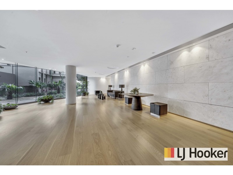 720/55 Queens Road, Melbourne VIC 3004
