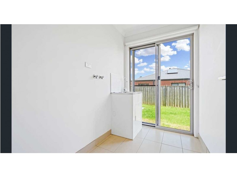 98 Wallaroo Way, Doreen VIC 3754