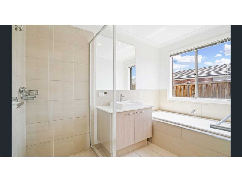 98 Wallaroo Way, Doreen VIC 3754