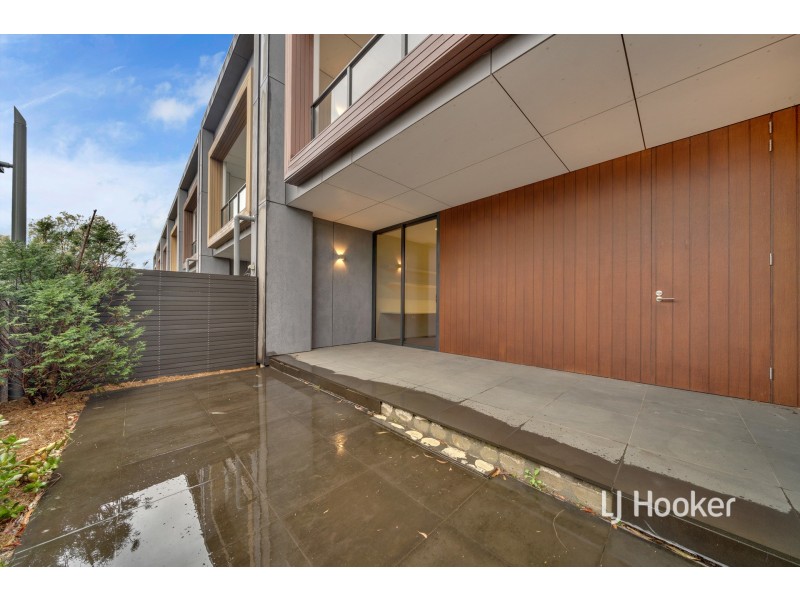 14 Periwinkle Place, Armadale VIC 3143