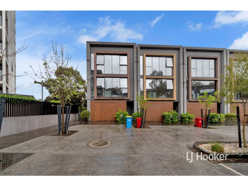 14 Periwinkle Place, Armadale VIC 3143