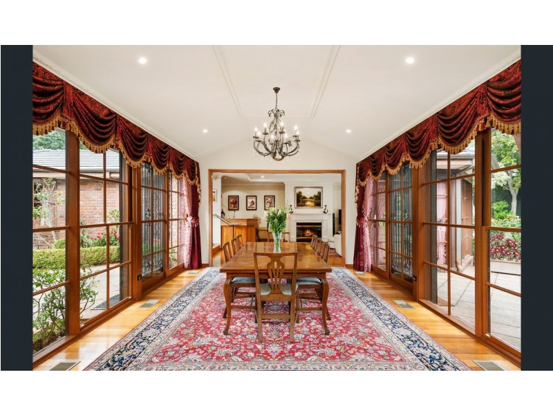 11 Loma Linda Grove, Balwyn North VIC 3104