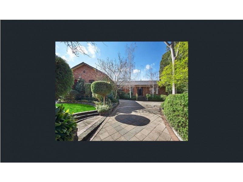 11 Loma Linda Grove, Balwyn North VIC 3104
