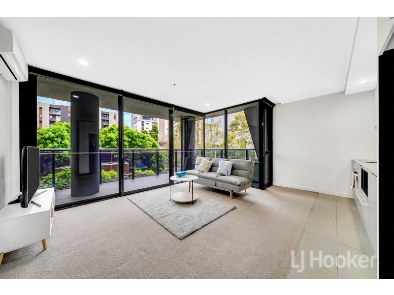 206/815 Bourke Street, Docklands VIC 3008