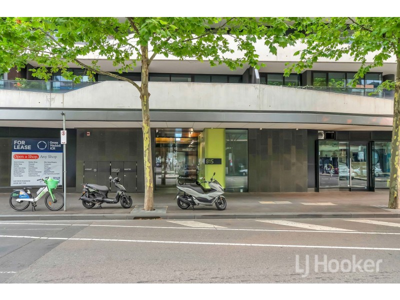 206/815 Bourke Street, Docklands VIC 3008
