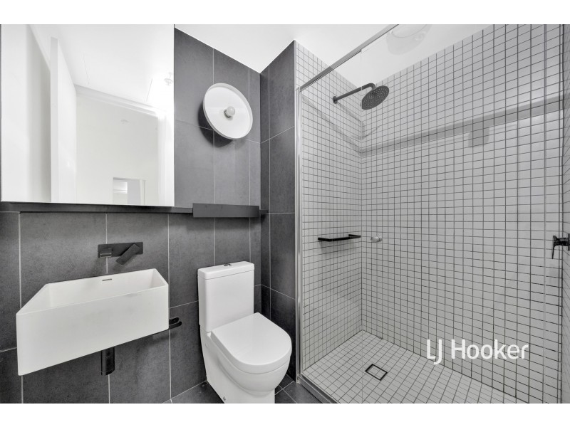 2409/81 A’beckett Street, Melbourne VIC 3000