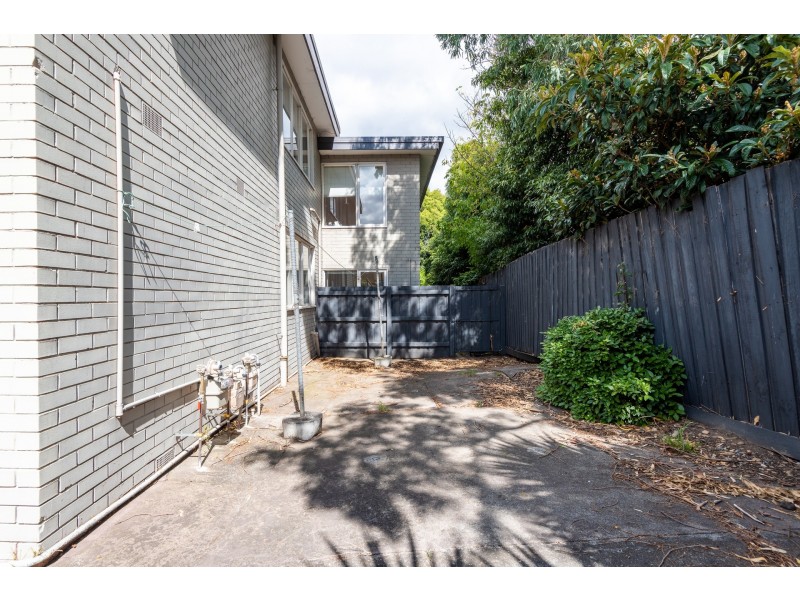 2/608 Bell Street, Preston VIC 3072