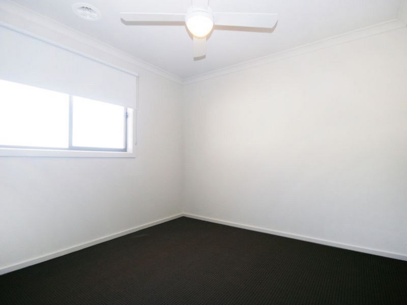 4 Saxony Way, Point Cook VIC 3030