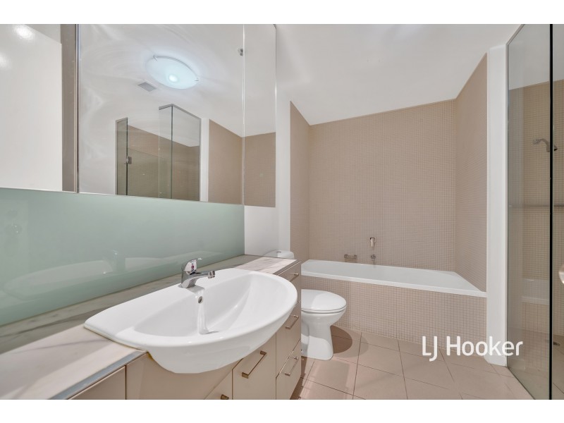306/30 Rakaia Way, Docklands VIC 3008