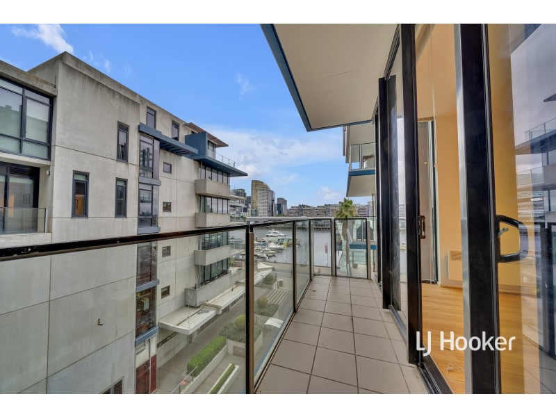 306/30 Rakaia Way, Docklands VIC 3008