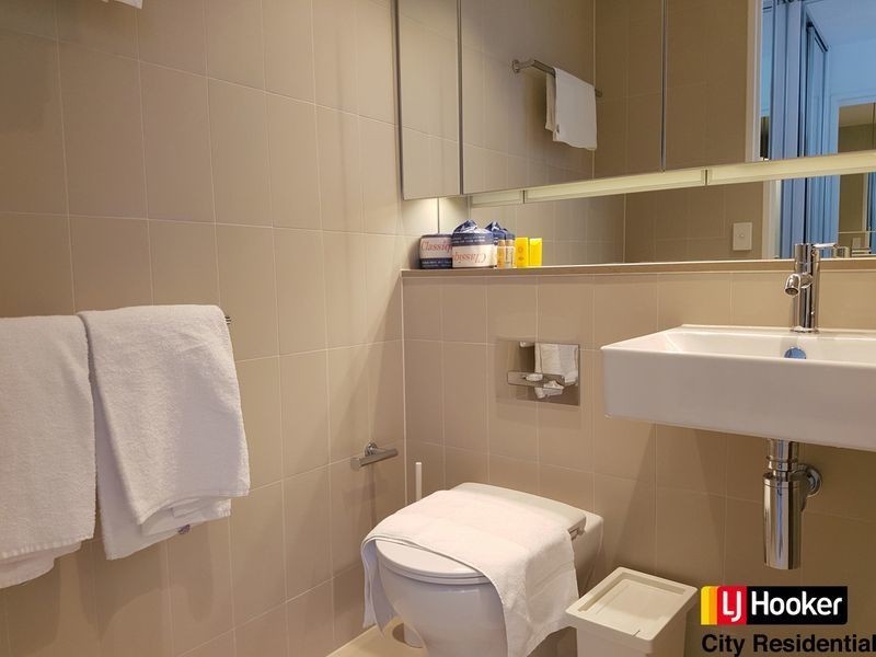 1110S/883 Collins Street, Docklands VIC 3008