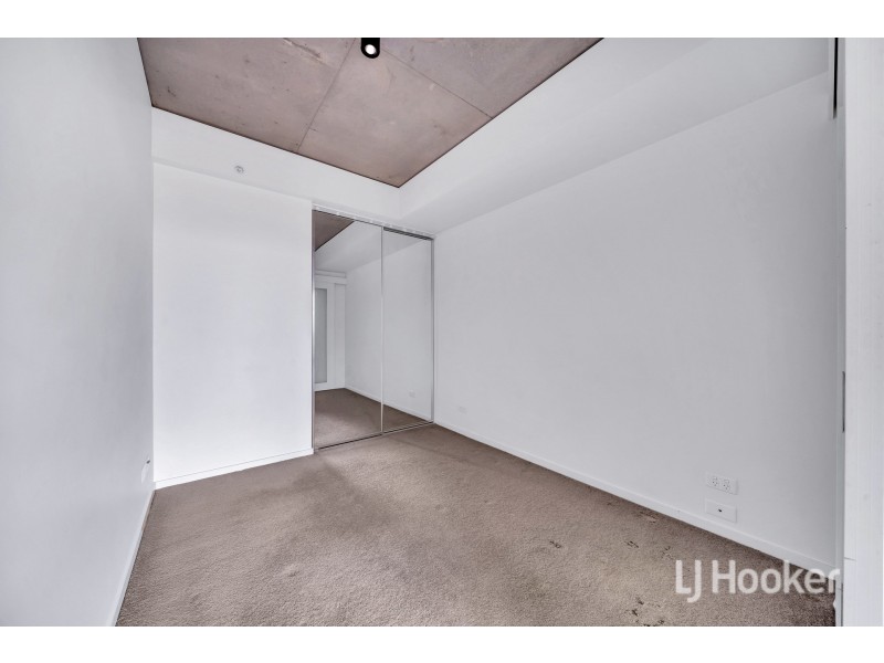 715/17 Singers Lane, Melbourne VIC 3000