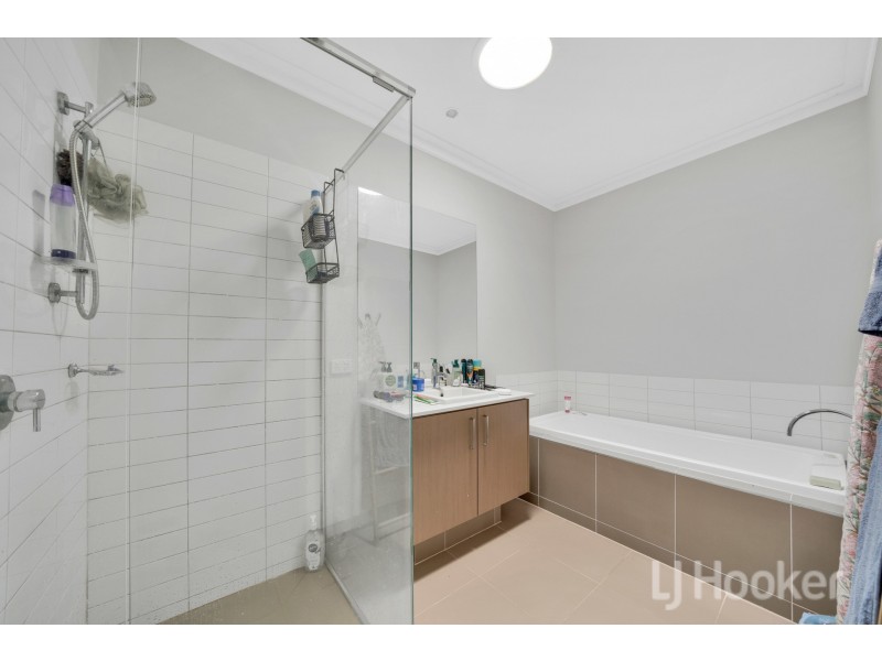 12 Eaglehawk Drive, Mernda VIC 3754