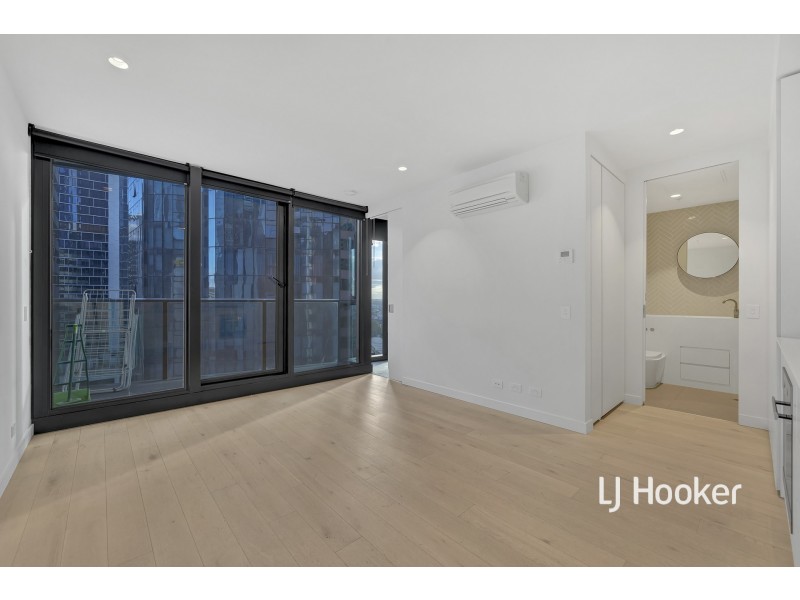 2005/127-141 A’beckett Street, Melbourne VIC 3000