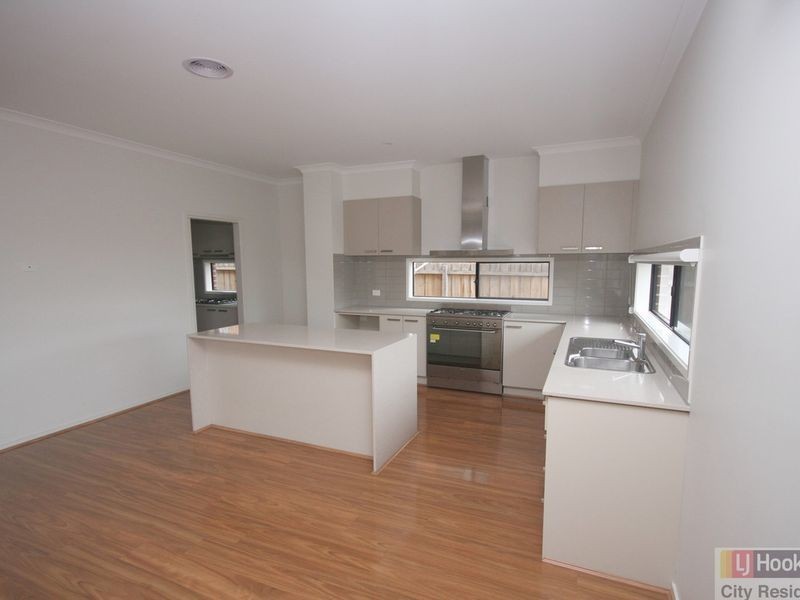 5 Pollen Place, Narre Warren VIC 3805