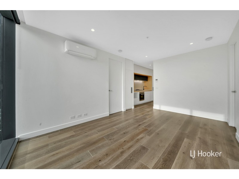 706/15 Doepel Way, Docklands VIC 3008