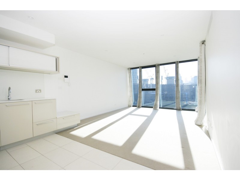 1005/1 Point Park Crescent, Docklands VIC 3008