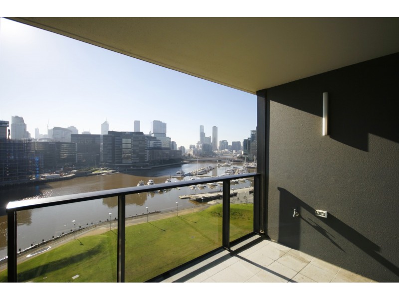 1005/1 Point Park Crescent, Docklands VIC 3008