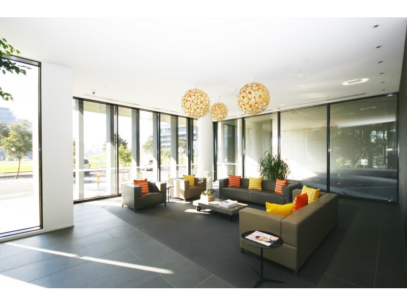 1005/1 Point Park Crescent, Docklands VIC 3008