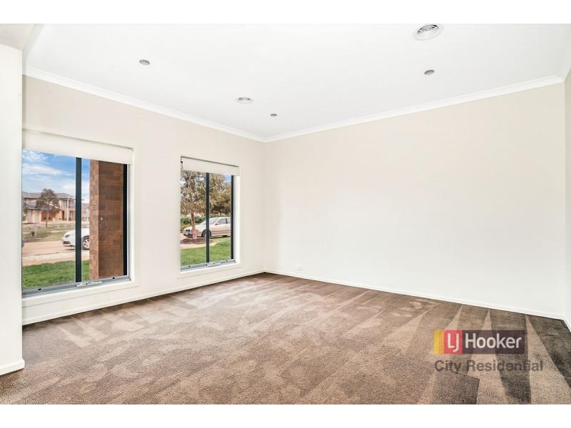 12 Solero Parade, Point Cook VIC 3030