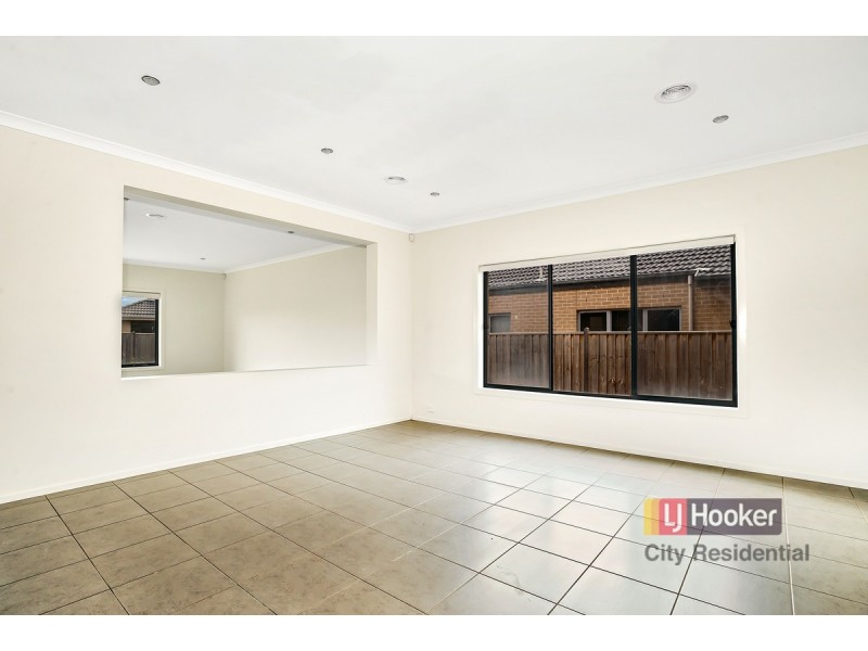 12 Solero Parade, Point Cook VIC 3030