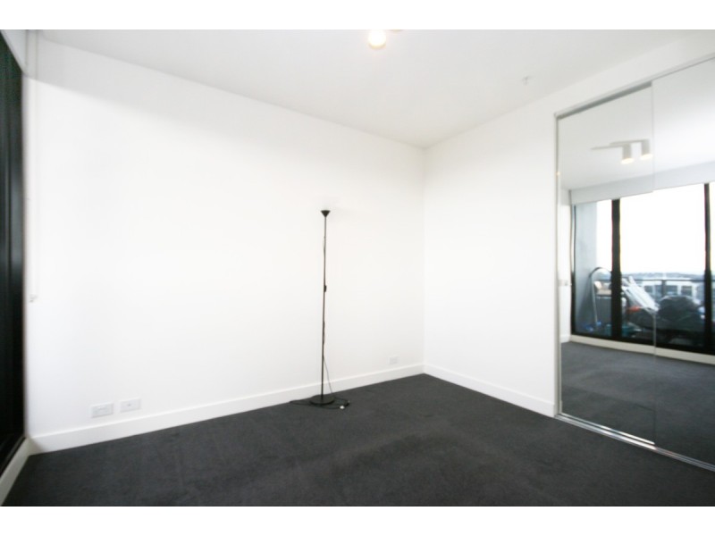 1103/18 Yarra Street, South Yarra VIC 3141