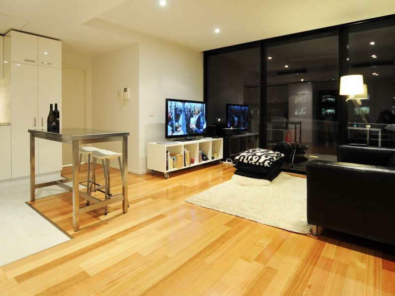 703/8 Waterview Walk, Docklands VIC 3008