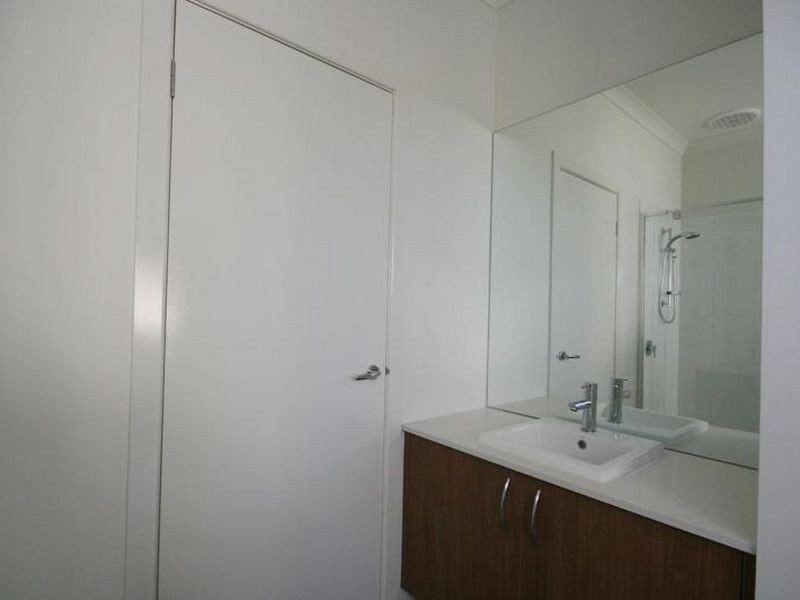 64 Sanctuary Lakes East BLVD, Point Cook VIC 3030