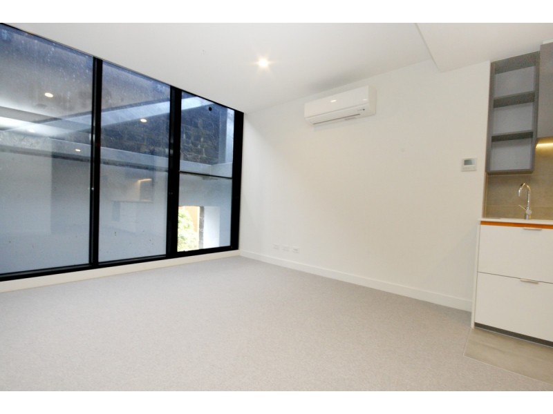 402/28 Bouverie Street, Carlton VIC 3053