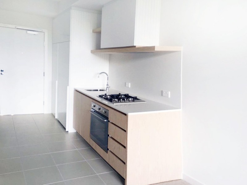 102/8 Station Street, Caulfield North VIC 3161