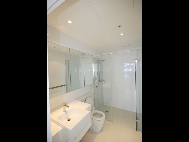 231-245 Harbour Esplanade, Docklands VIC 3008